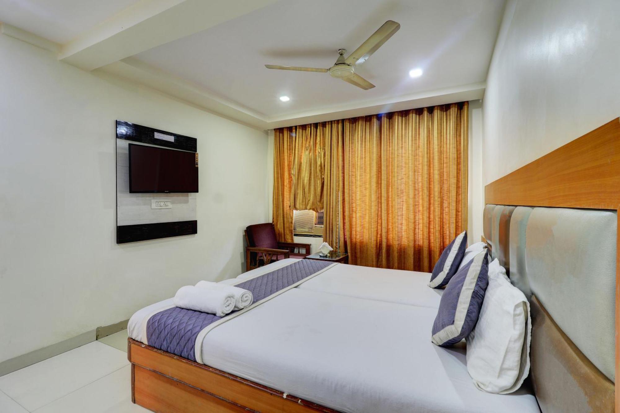 Hotel New Sarovar Grand Panvel Exterior foto